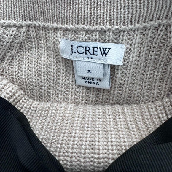 Excellent Condition J. Crew Bow Neck Sweater - Picture 4 of 4